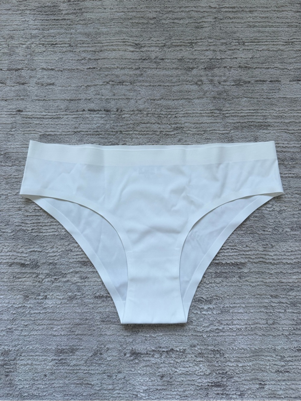 Everyday Seamless Bikini Panties in White